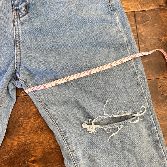 Light Blue denim ripped disstressed jeans - Picture 10 of 11